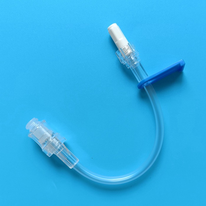 Needleless patient IV infusion tube with Needle-Free connector 2.jpg