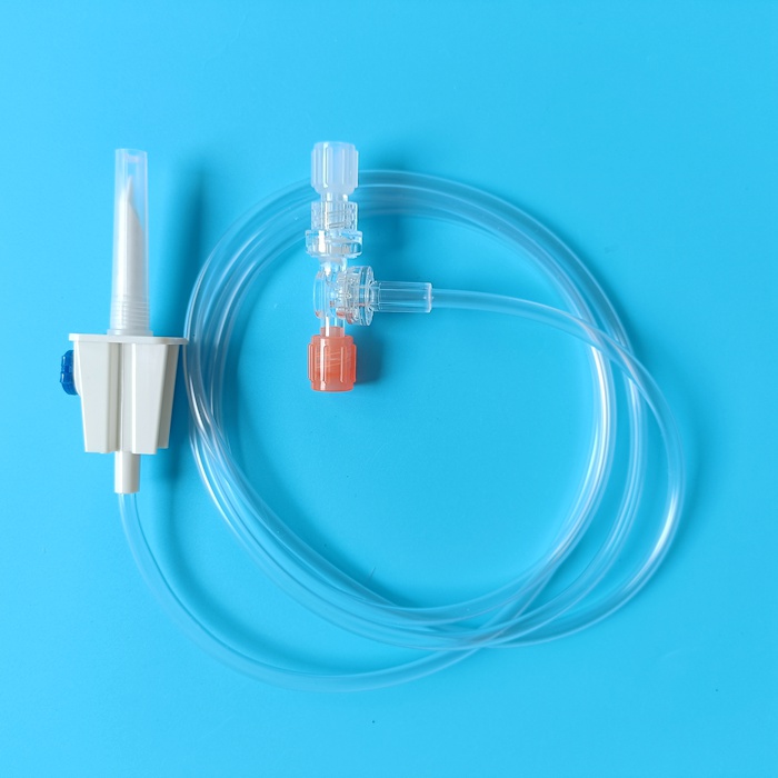 Two-way gravity-feed infusion device with calmp, liquid drug medicine absorption and contrast ag.jpg