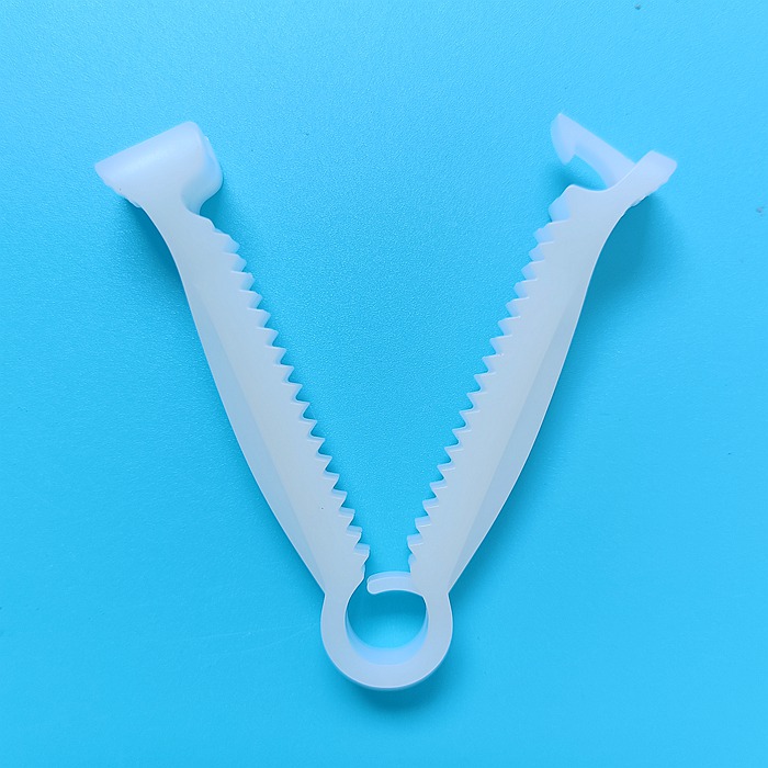 umbilical cord clamps, Pig tail ureteral catheter clip.jpg