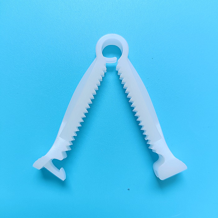 umbilical cord clamps, Pig tail ureteral catheter clip 2.jpg