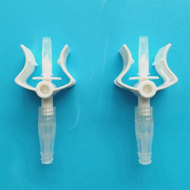 Chemotherapy cancer drug dispensing valve vented mini spike, chemical treatment dual membrane vial needle adapters 2.jpg