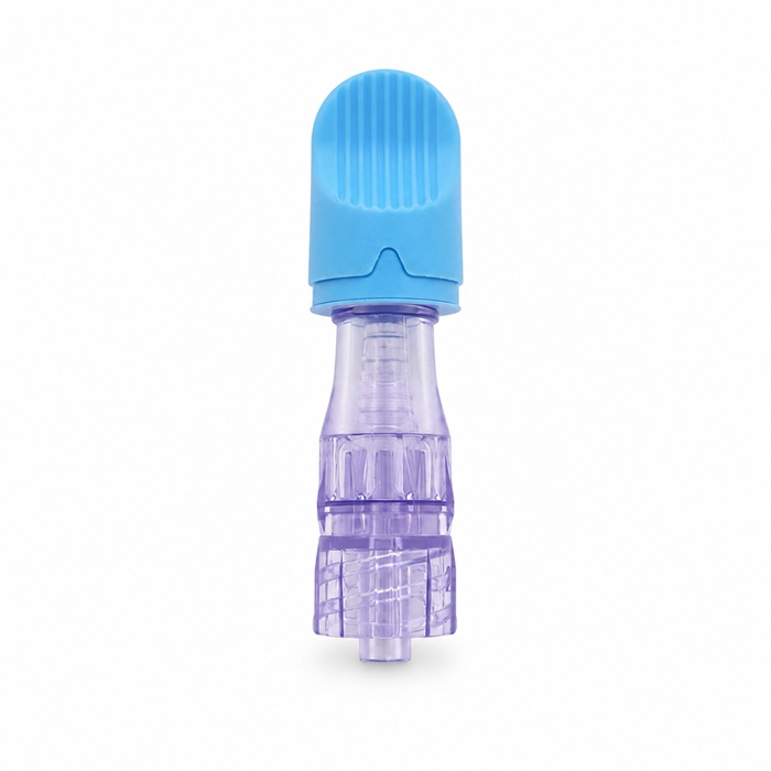 Swabbable Female and Male Luer Lock Needleless Injection Site, needle free connector on IV infus.jpg